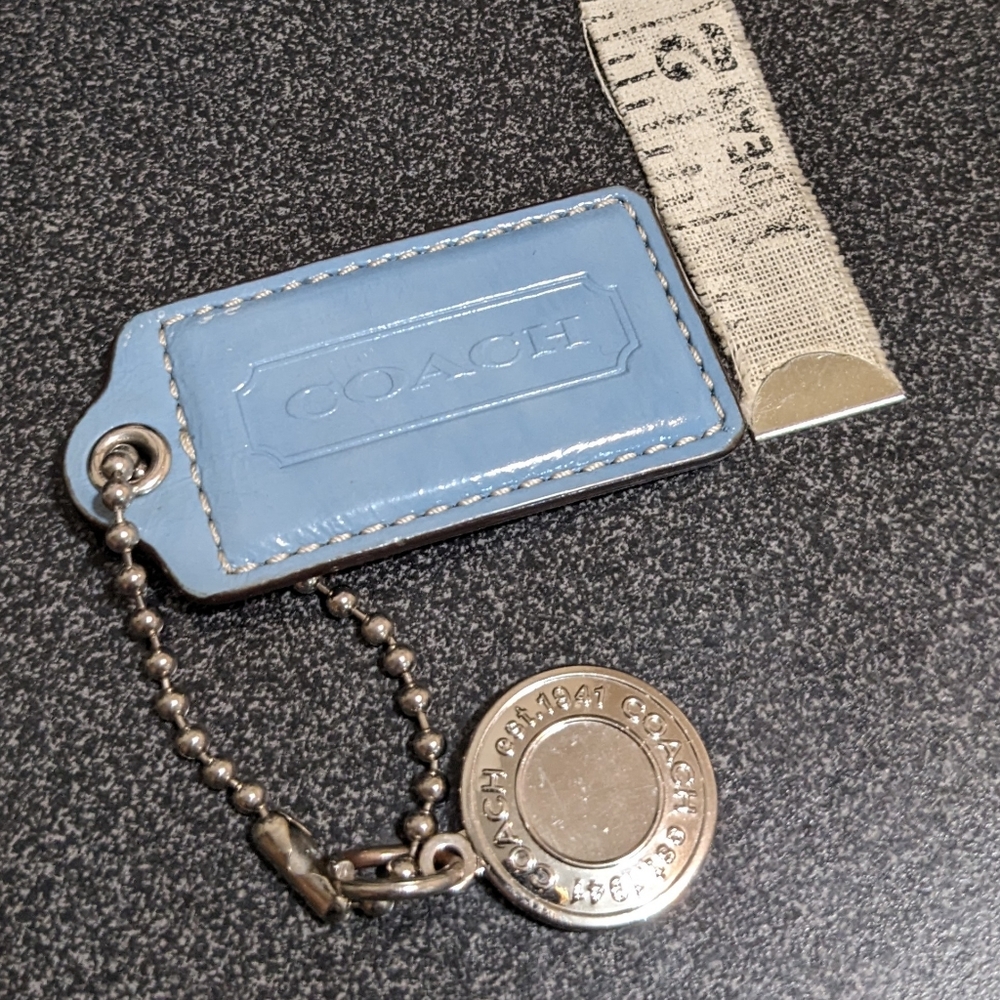 Vintage Coach Hangtag And Medallion Leather Soft Blue - Picture 7 of 7